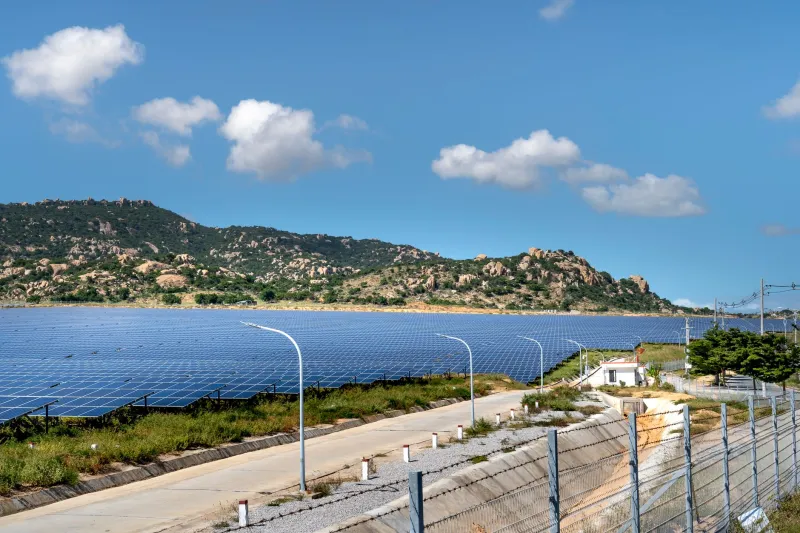 Power Shift: How Southern Energy Utilities Are Leading the Clean Energy Transition Without Leaving Their Workforce Behind